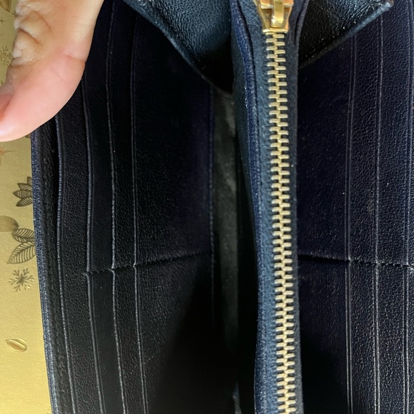 YSL ENVELOPE WALLET 
DEEP DARK BLUE - Picture 4 of 9